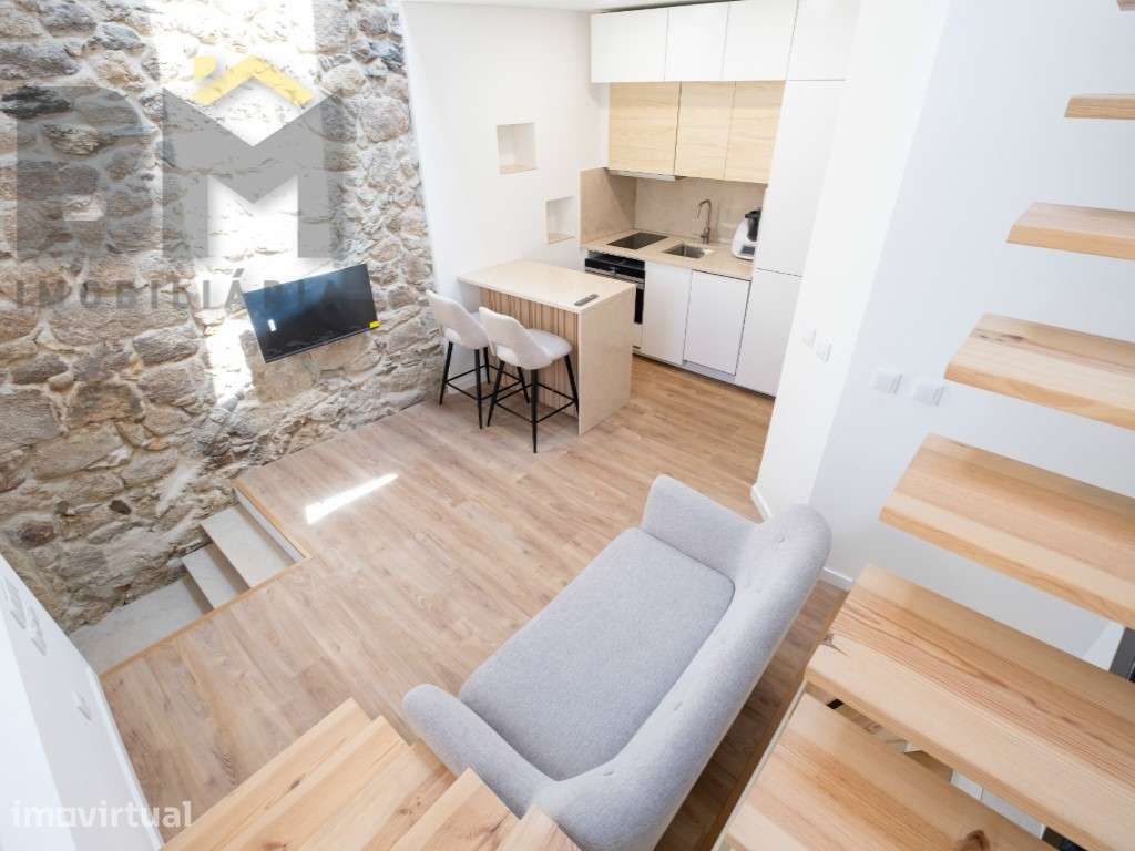 Moradia T2 Renovada no Centro de Penamacor - Conforto, Charme e Qua... - Grande imagem: 4/14