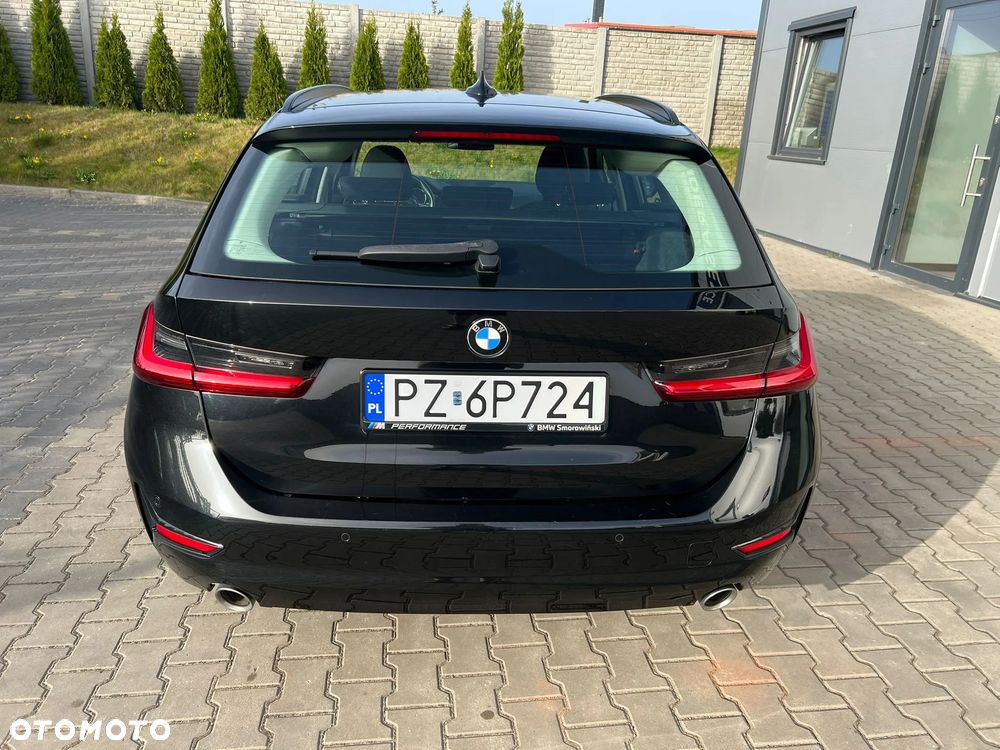 BMW Seria 3 320d xDrive Luxury Line - 4