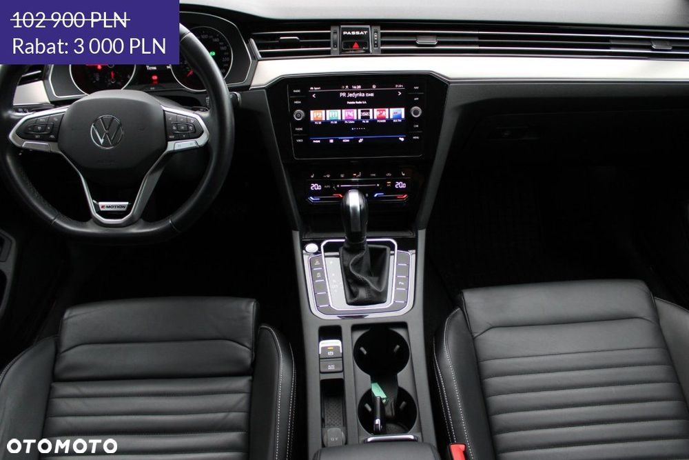 Volkswagen Passat - 13