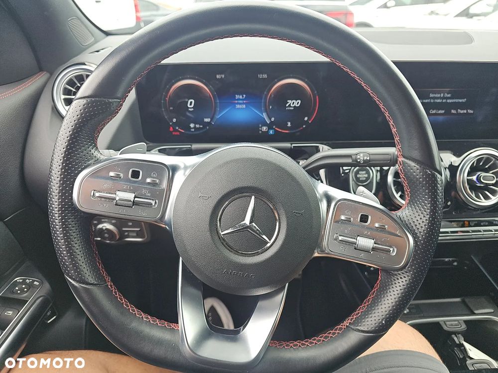 Mercedes-Benz GLA 250 4Matic 8G-DCT AMG Line - 8