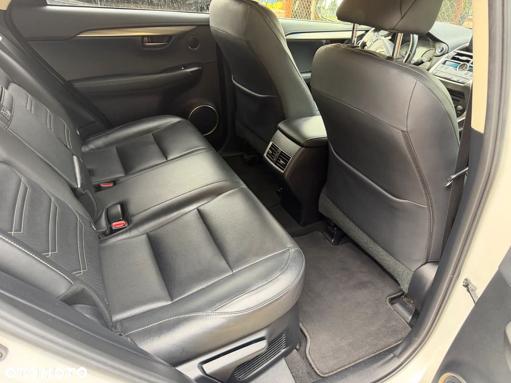Lexus NX 300h Elegance Optimum AWD - 8