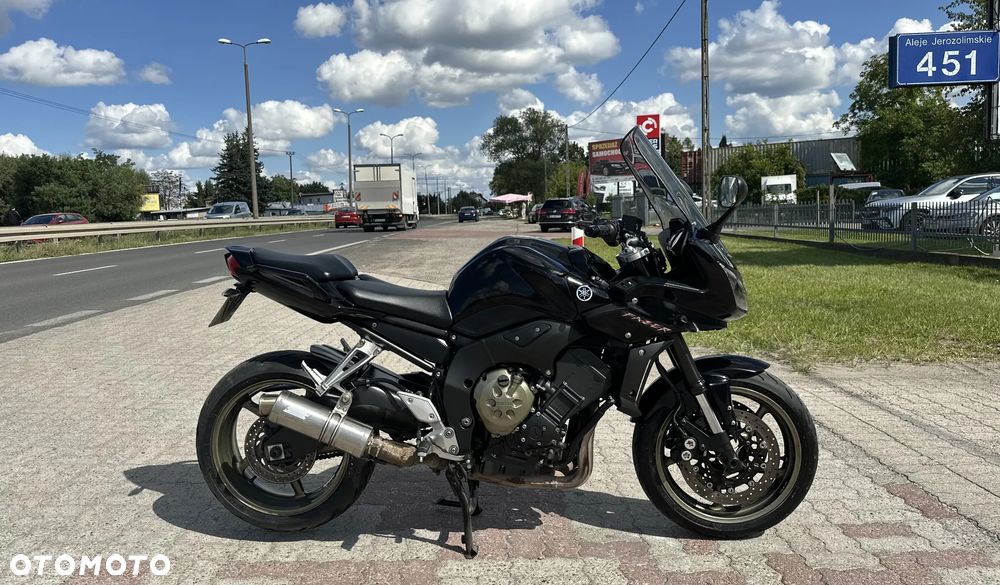 Yamaha FZ - 13