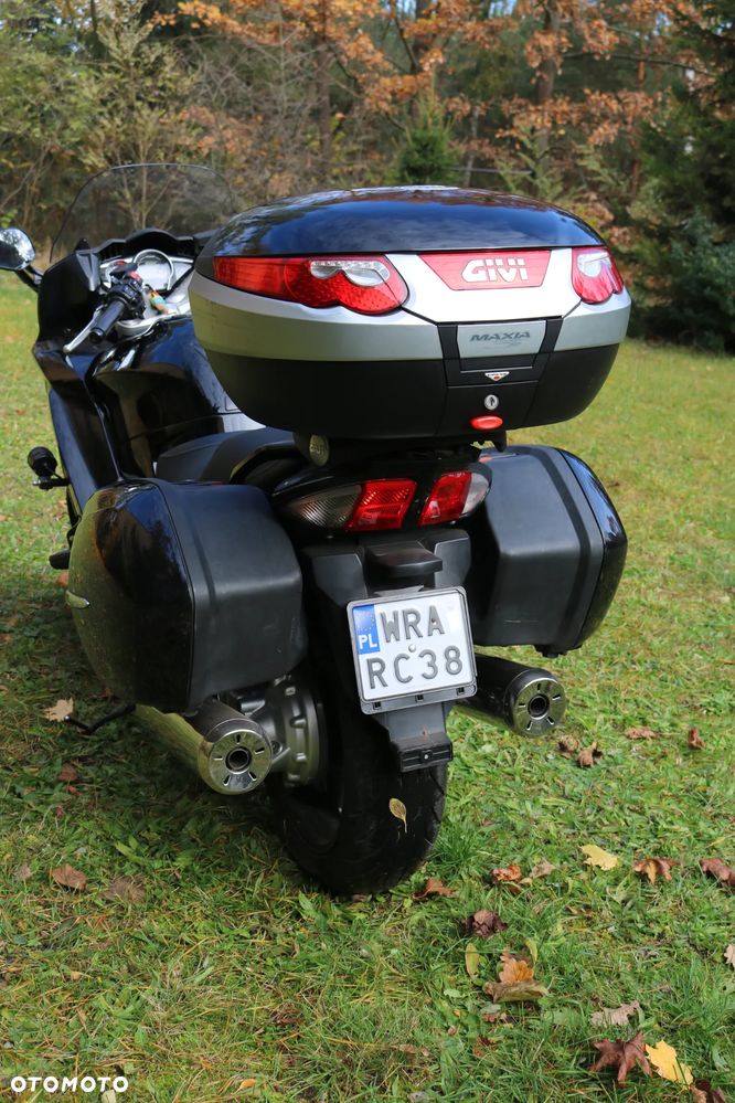 Yamaha FJR - 3