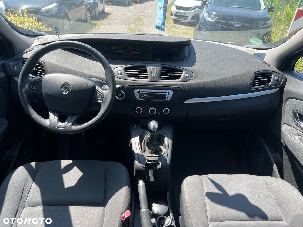 Renault Scenic 1.6 16V 110 TomTom Edition - 6