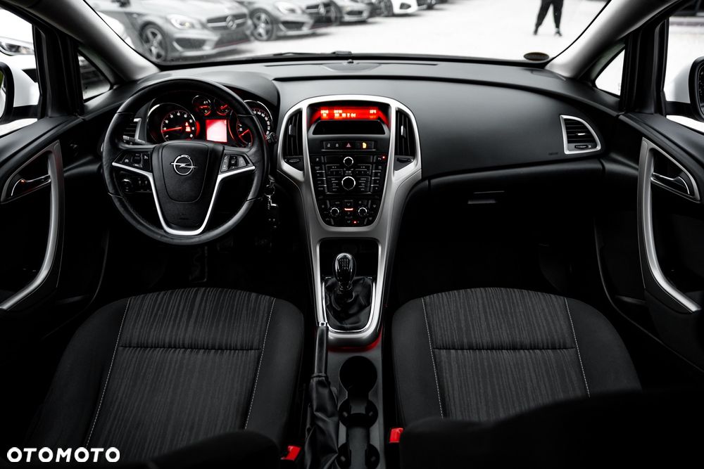 Opel Astra 1.4 Turbo Sport - 25