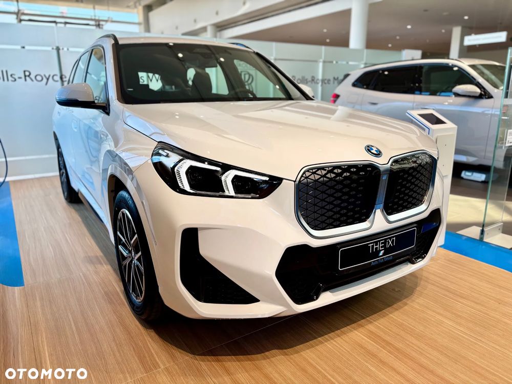 BMW iX1 eDrive20 66.5kWh M Sport Edition - 2