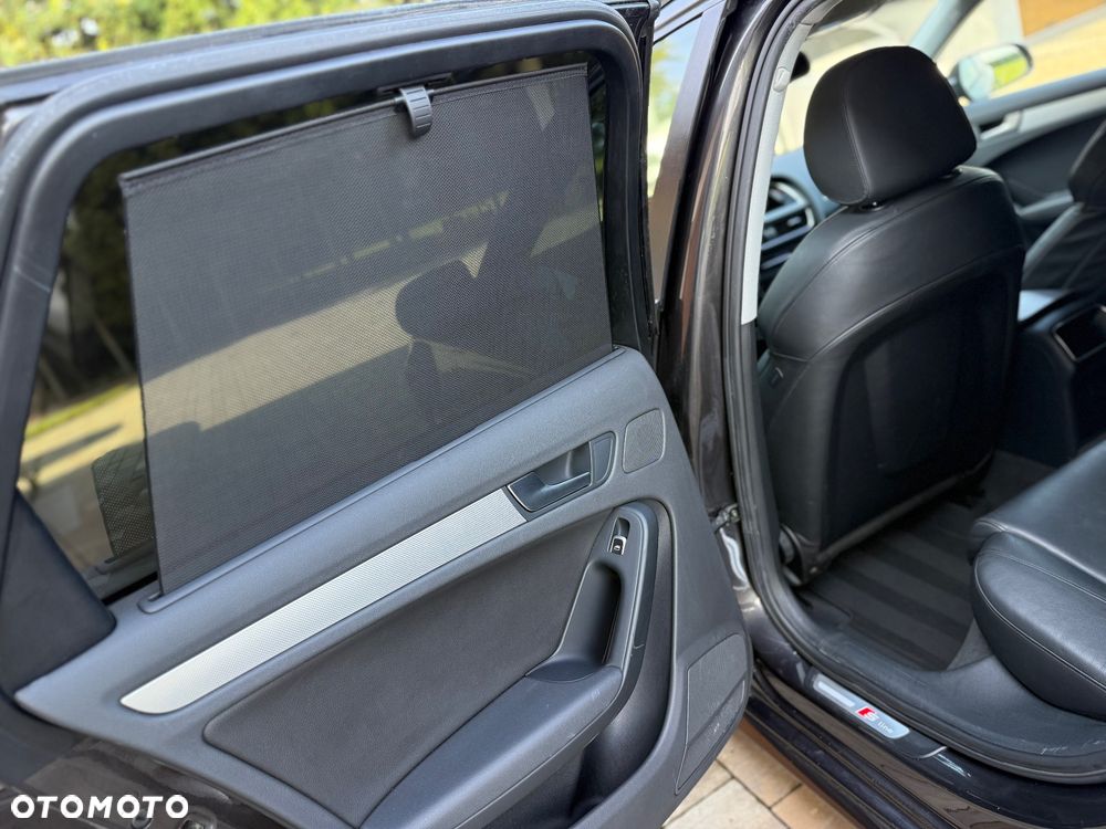 Audi A4 Avant 2.0 TDI DPF multitronic S line Sportpaket - 14