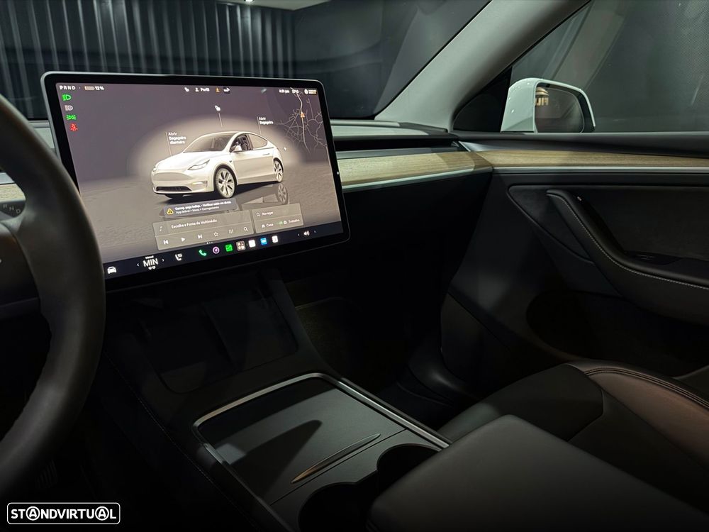 Tesla Model Y Long Range Dual Motor AWD - 18
