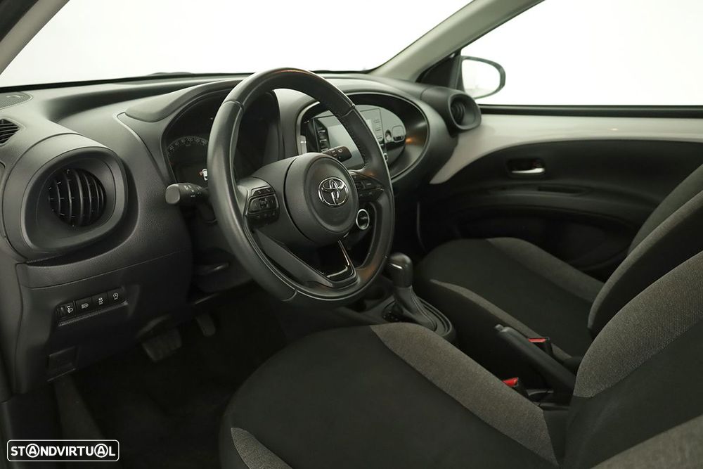 Toyota Aygo X - 7