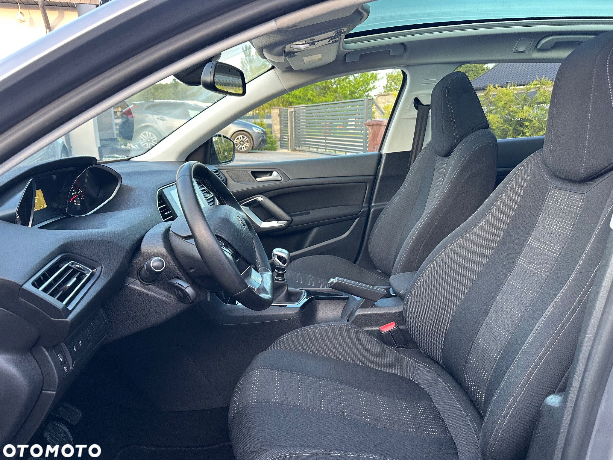 Peugeot 308 1.6 BlueHDi Allure S&S - 13