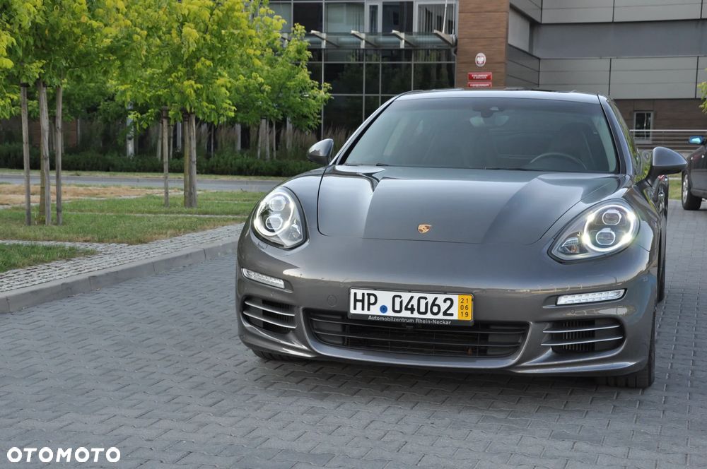 Porsche Panamera 4S - 2