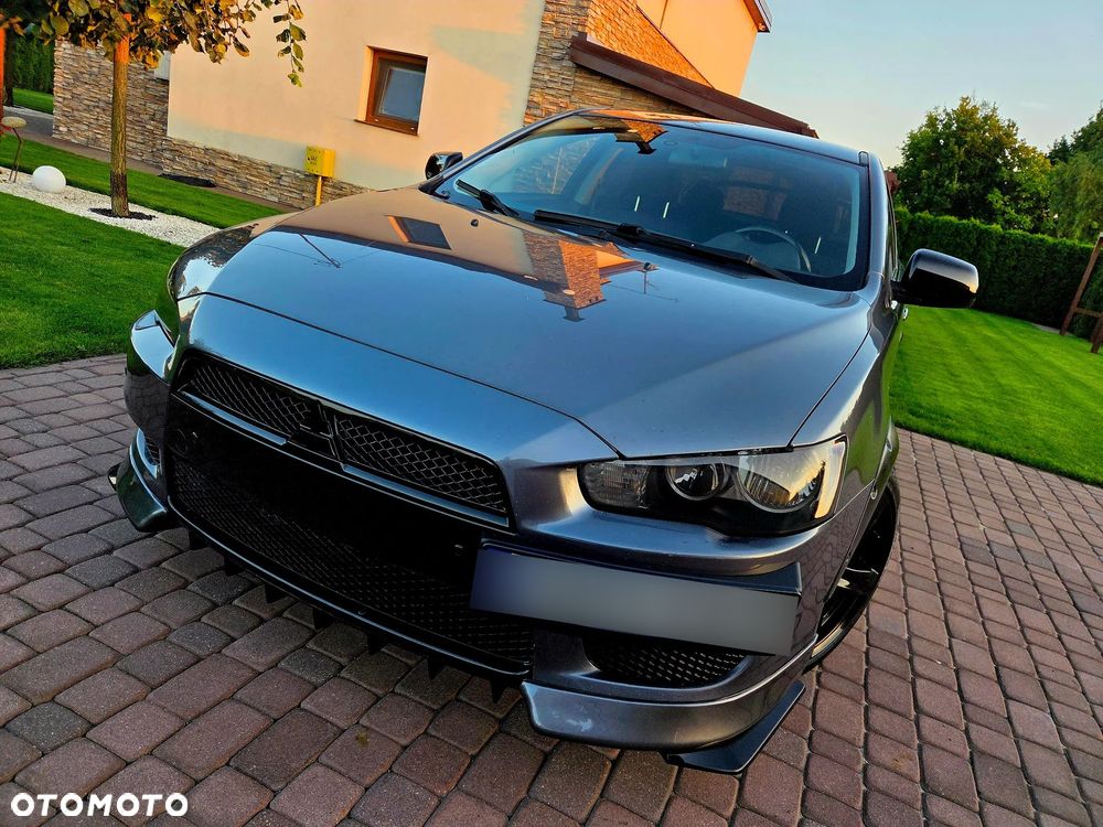 Mitsubishi Lancer - 1