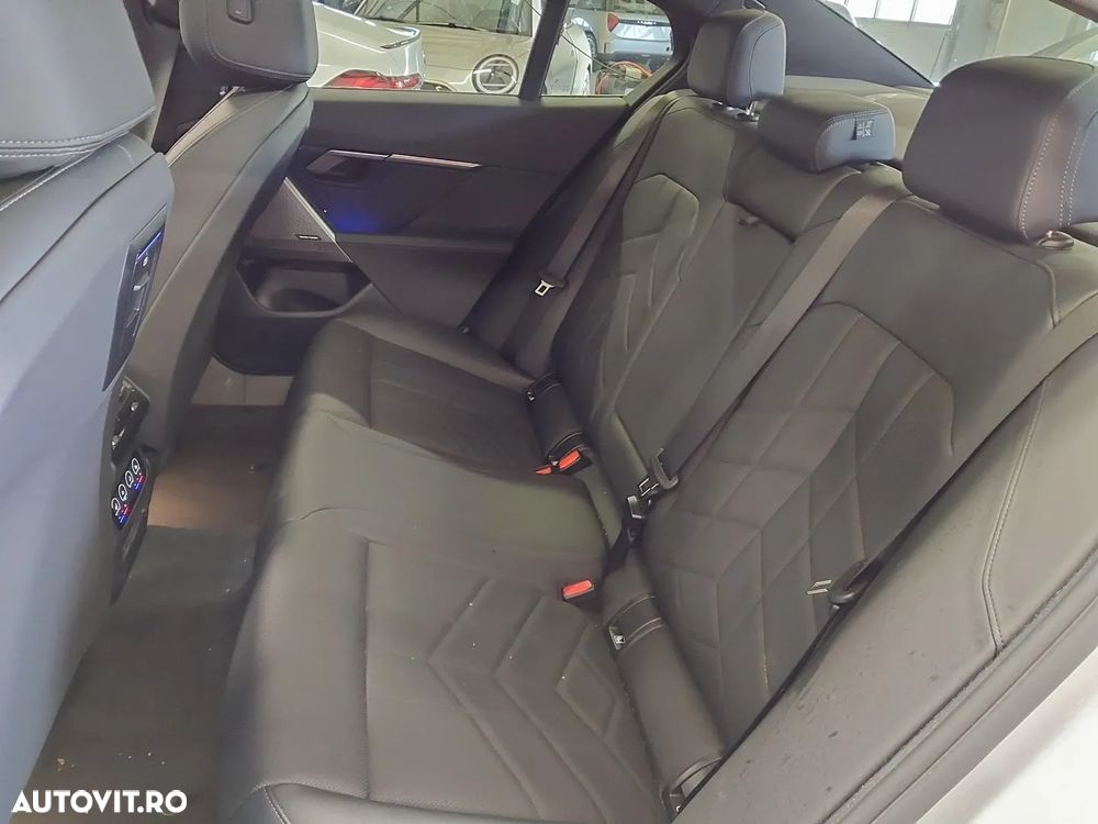BMW Seria 5 520i AT MHEV - 9