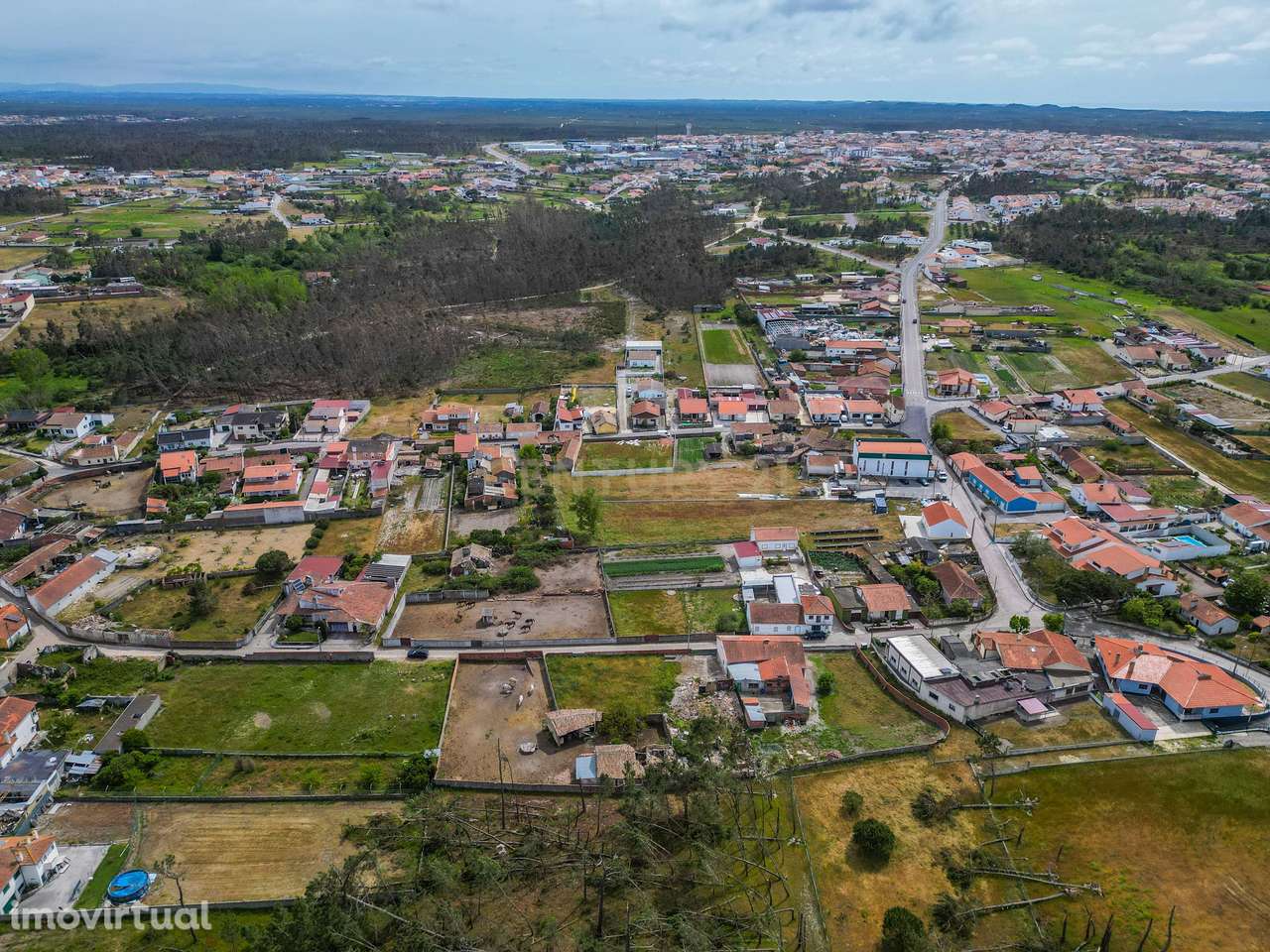 Terreno com 740 m² para construção em Vieira de Leiria - Grande imagem: 5/12