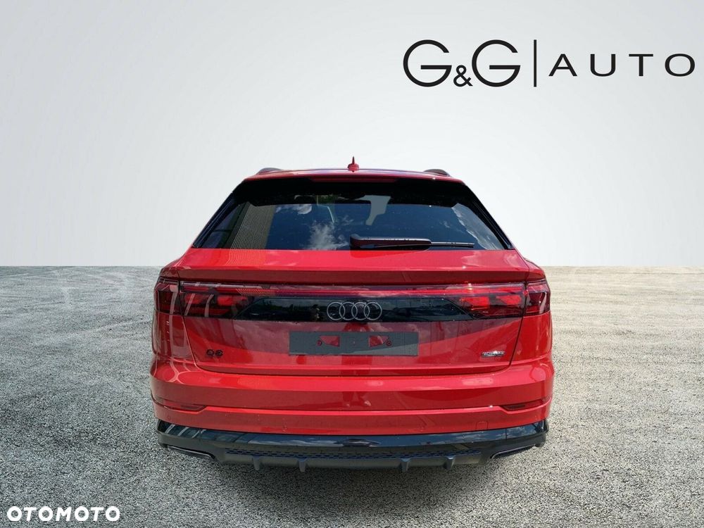 Audi Q8 - 6