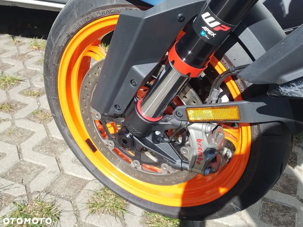 KTM Super Duke - 25