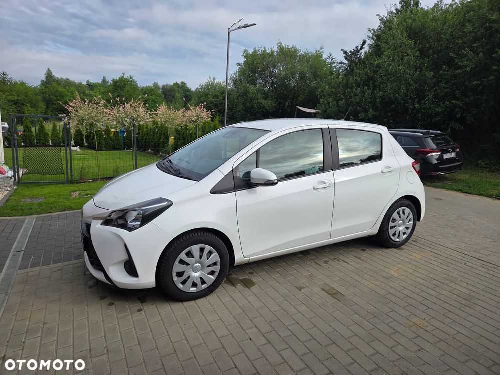 Toyota Yaris 1.5 Active - 2