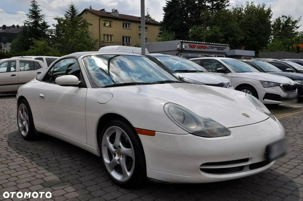 Porsche 911 Carrera - 5