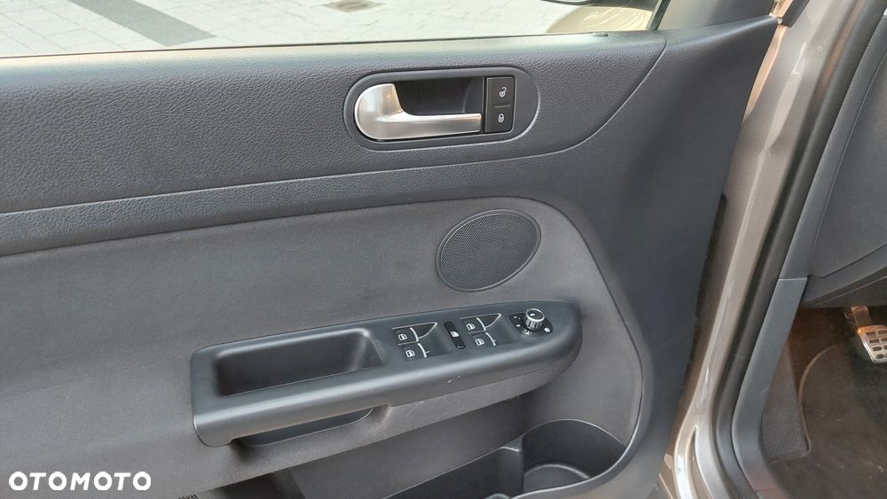 Volkswagen Golf Plus 1.2 TSI Style - 16