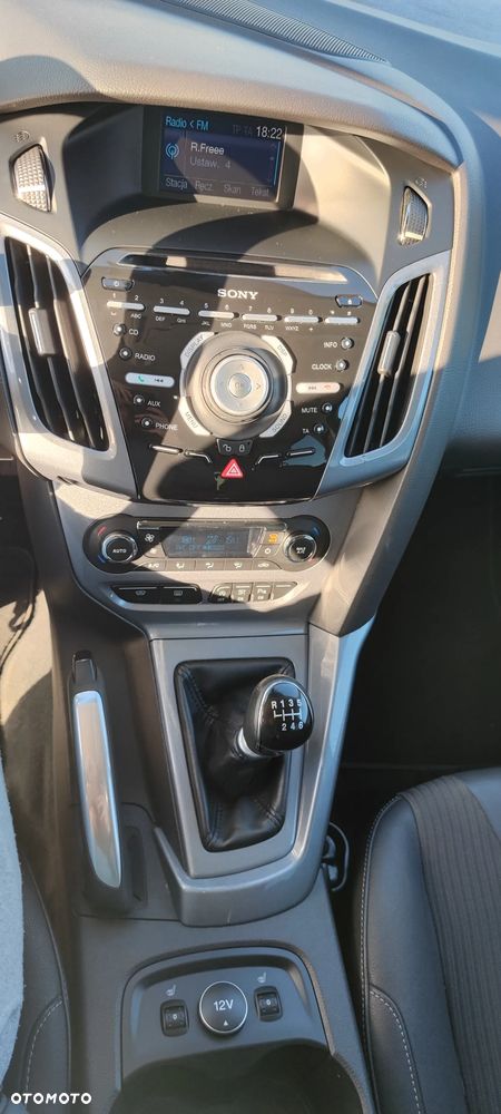 Ford Focus 1.6 EcoBoost Titanium - 14