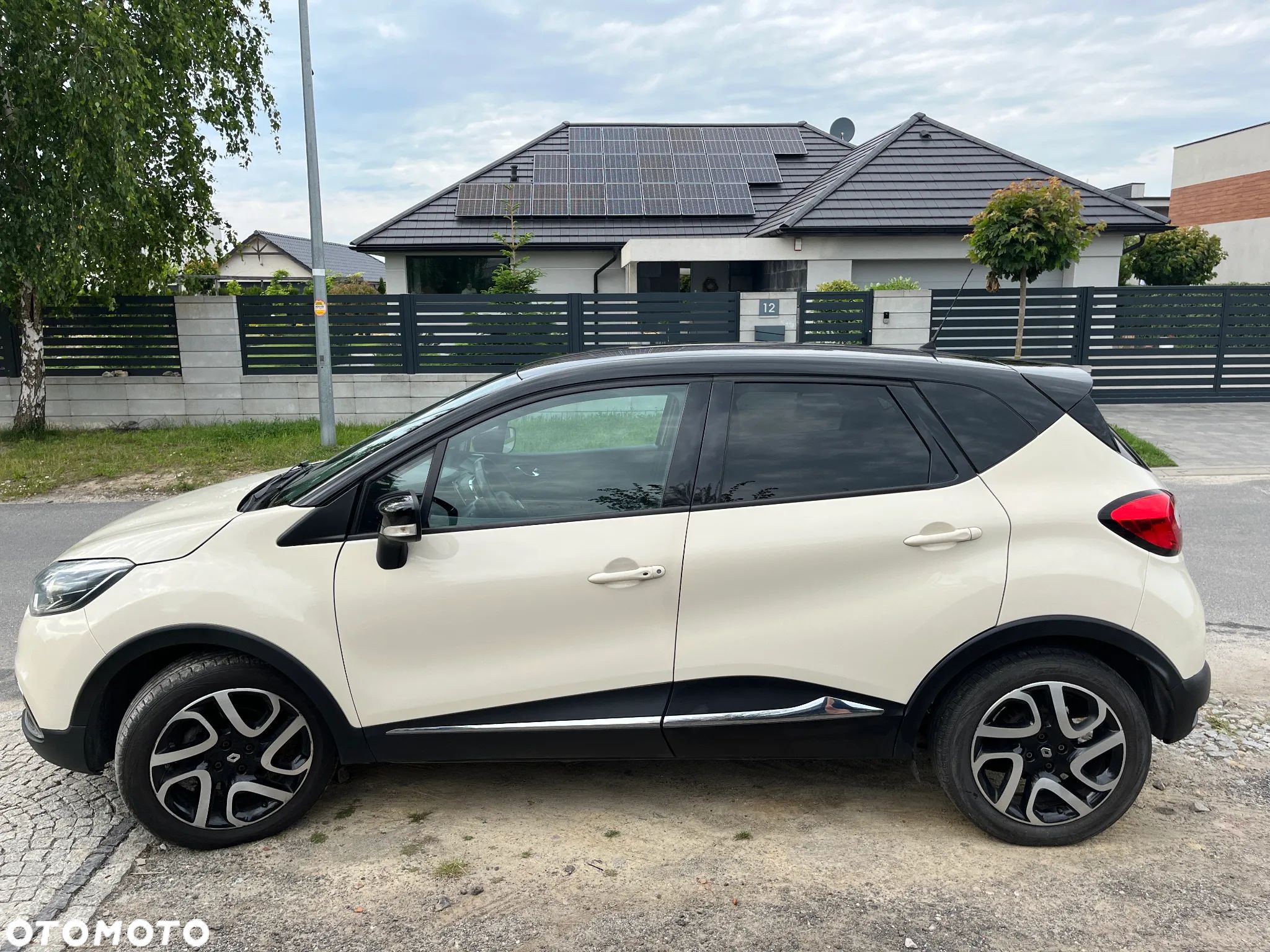 Renault Captur 1.2 TCe Intens EDC - 1