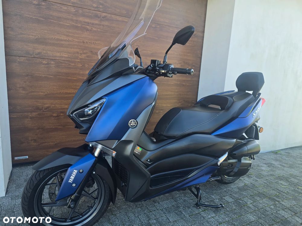 Yamaha X-max - 22