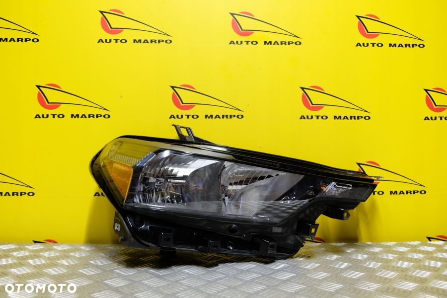 CHEVROLET COLORADO 2023 2024- REFLEKTOR LAMPA ZWYKŁA PRAWA USA - 2