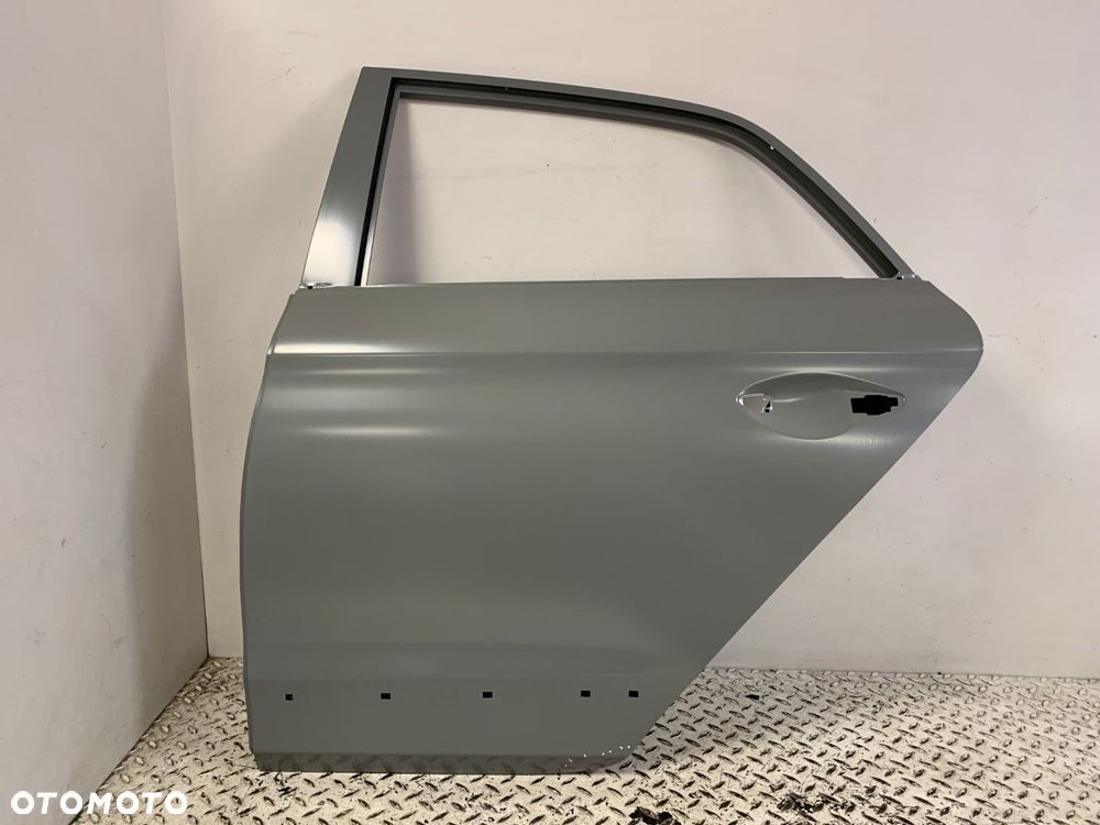 NOWE ORYGINALNE  DRZWI NA LISTWE PRAWE TYLNE PRAWA TYŁ  HYUNDAI I20 II 2 12-19 77003-C8010 - 6