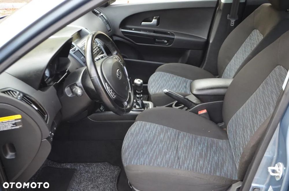 Kia Ceed Cee'd 1.6 Comfort + - 19