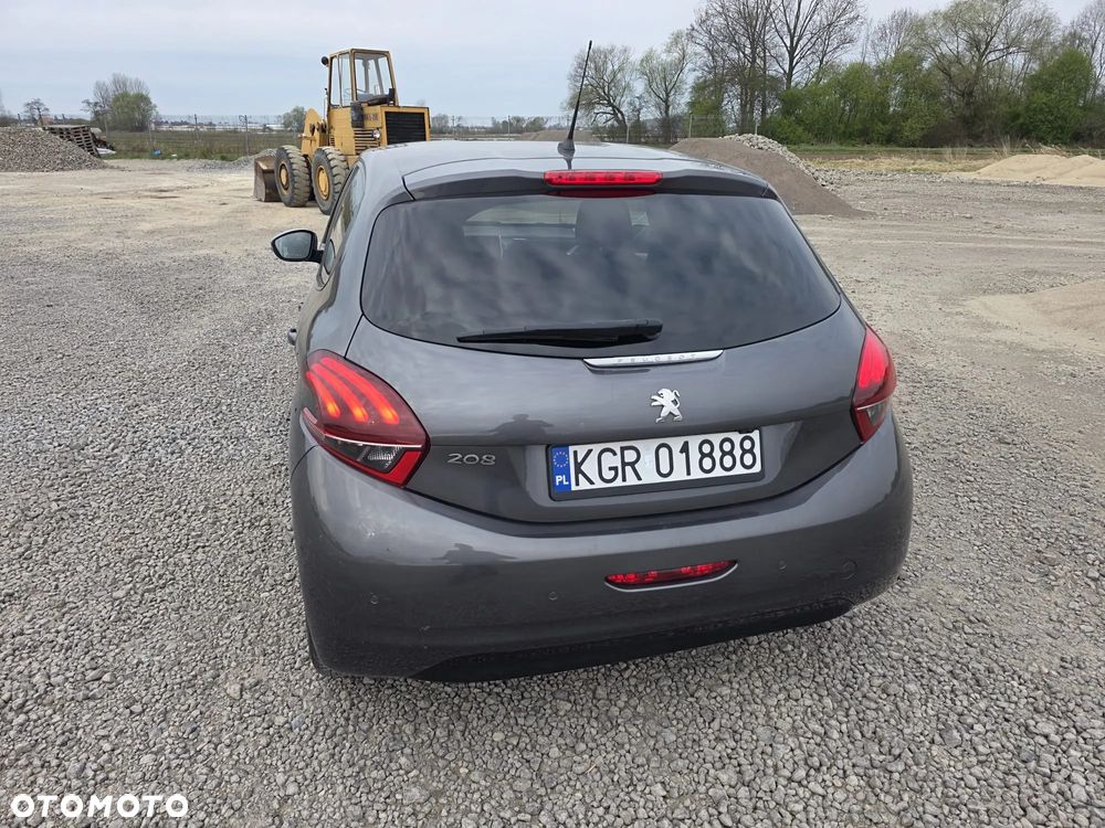 Peugeot 208 PureTech 82 Start & Stop Allure - 4