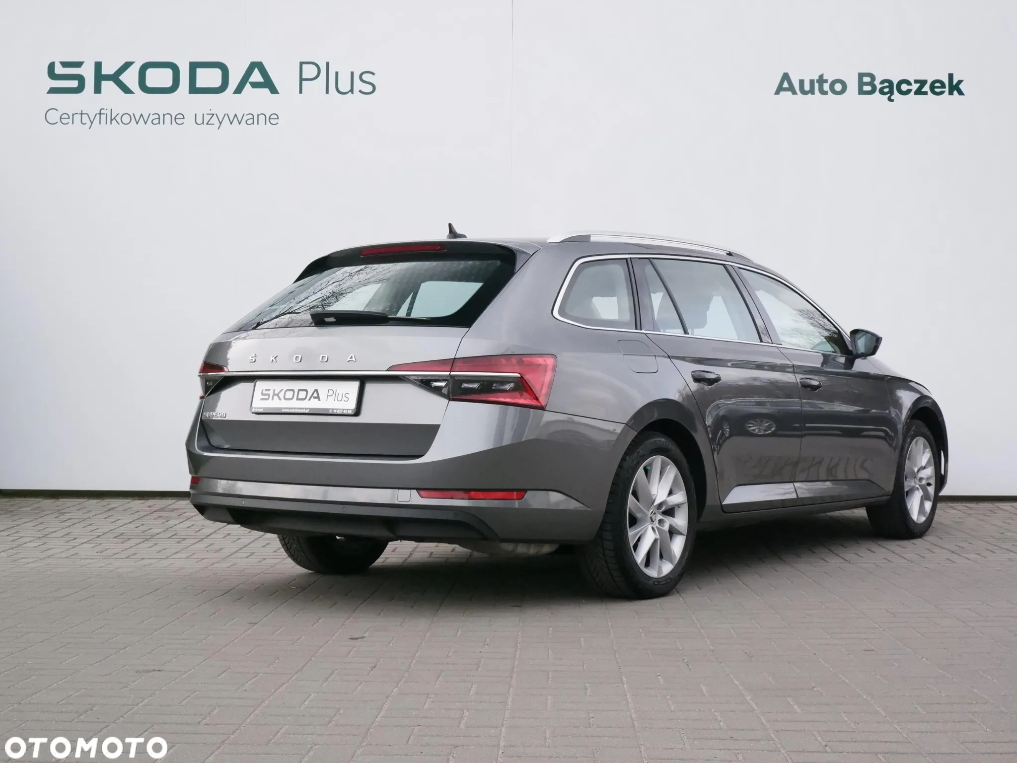 Skoda Superb 2.0 TSI Ambition DSG - 5