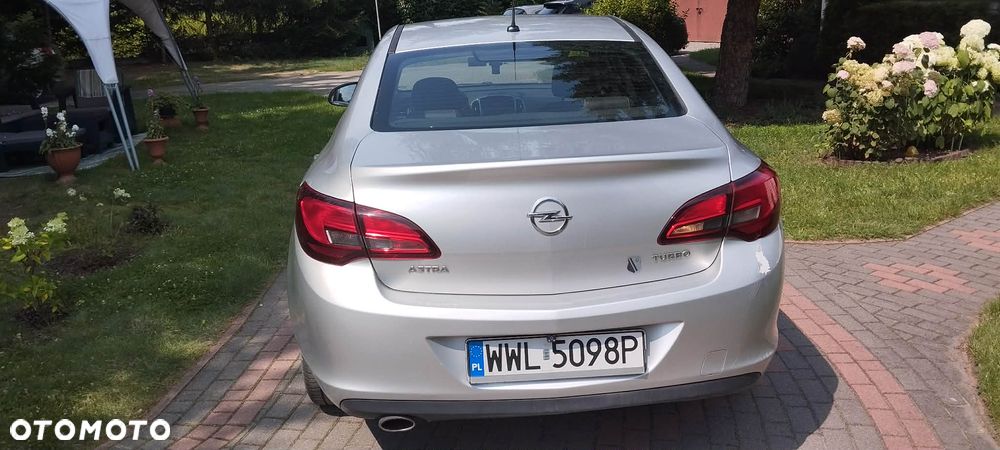 Opel Astra - 4