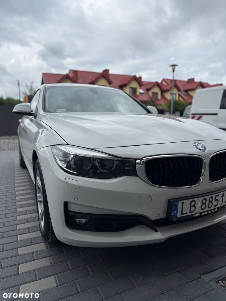 BMW Seria 3 - 1
