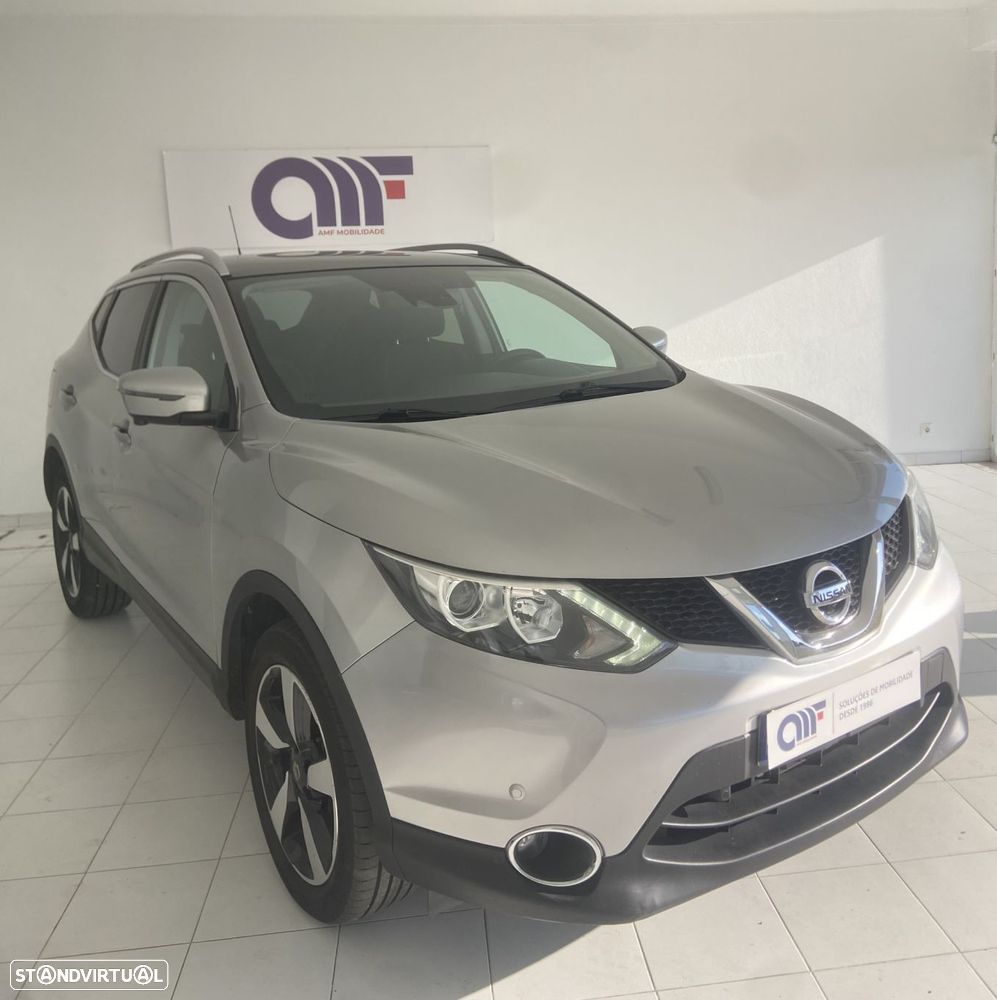 Nissan Qashqai 1.5 dCi N-Connecta - 1