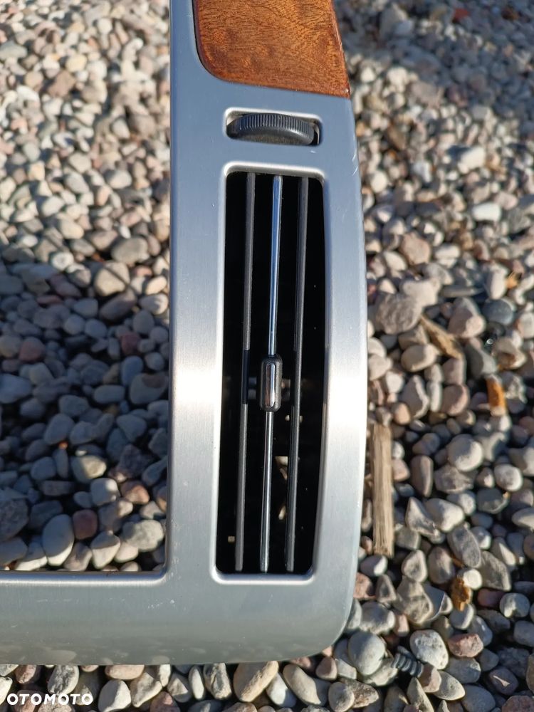 CADILLAC STS Podstawa z drewna szczotkowanego aluminium Ramka deski rozdzielczej radia 25875526 - 2