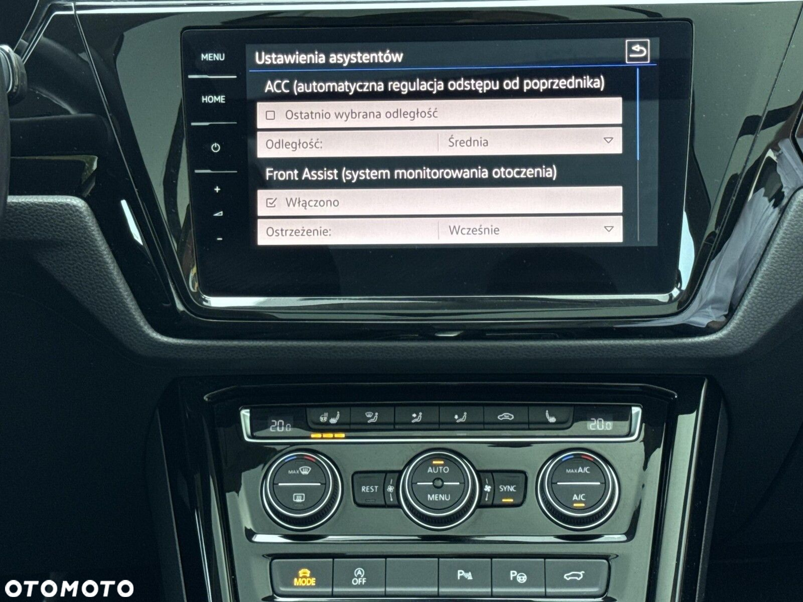 Volkswagen Touran 1.4 TSI BMT Highline DSG - 26