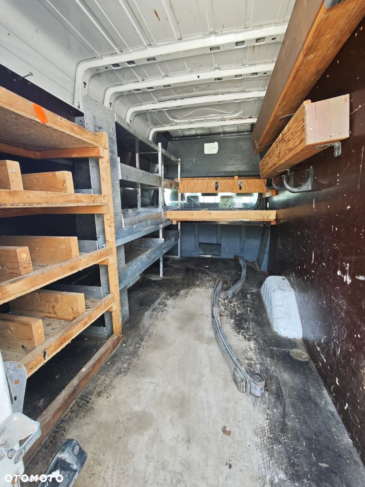 Ford Transit - 10