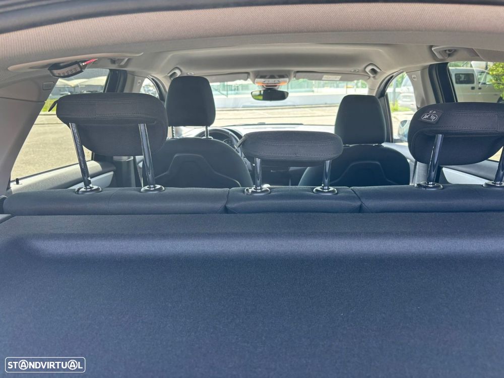 BMW 216 Active Tourer d Line Sport - 13