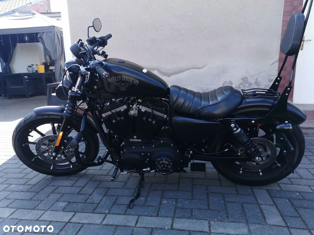 Harley-Davidson Sportster Iron 883 - 4