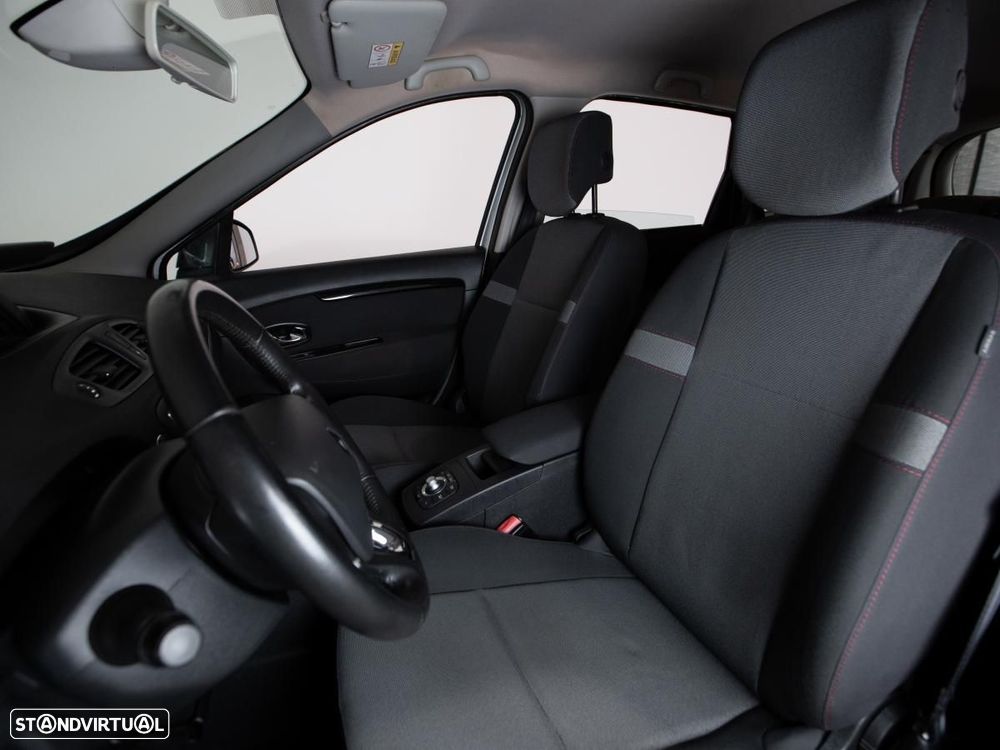 Renault Mégane Scénic - 7