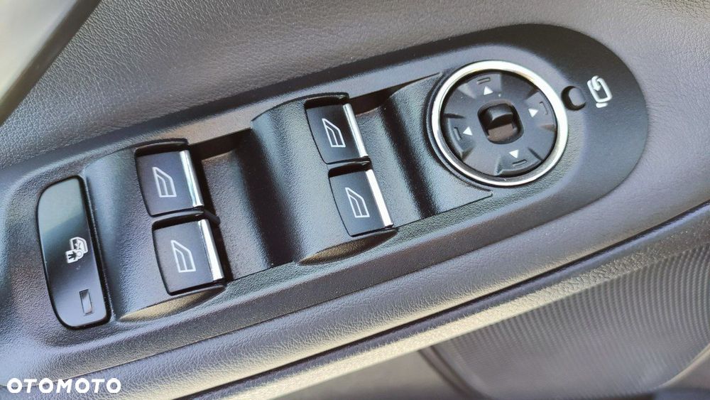 Ford S-Max - 29