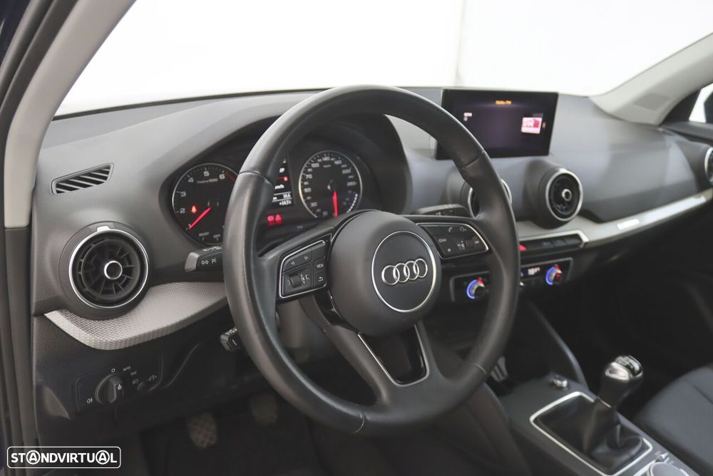 Audi Q2 30 TFSI — fotografia 3