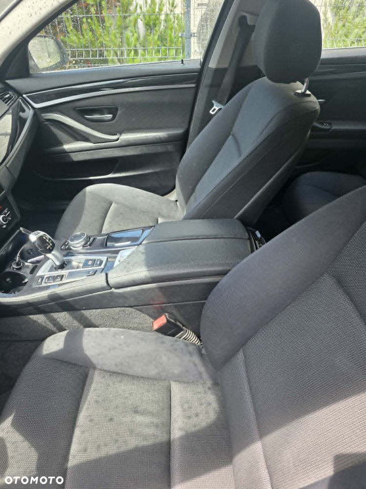 BMW Seria 5 520d - 6