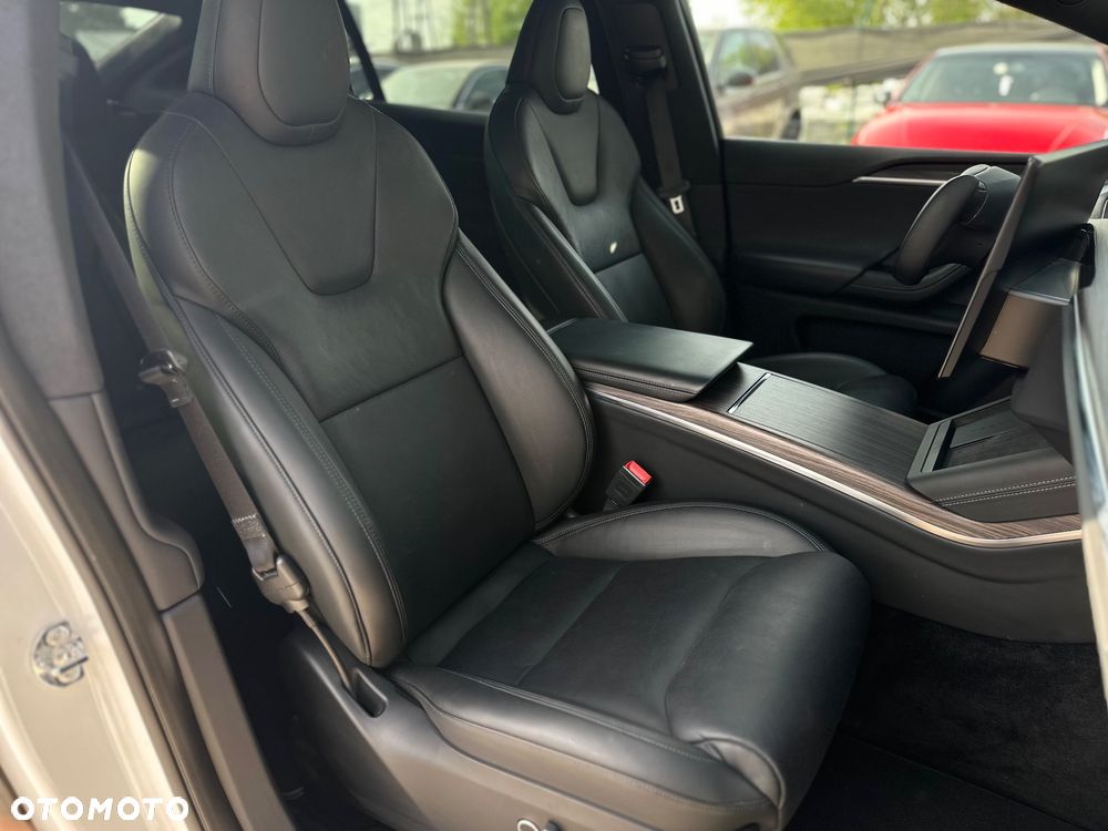 Tesla Model X Performance - 25