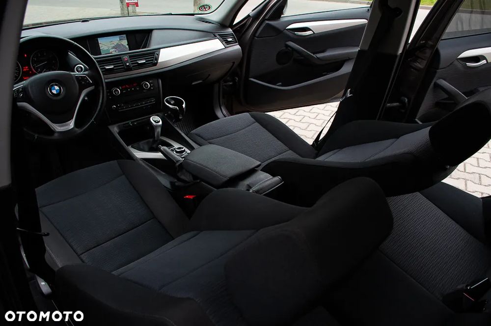 BMW X1 sDrive18i - 17