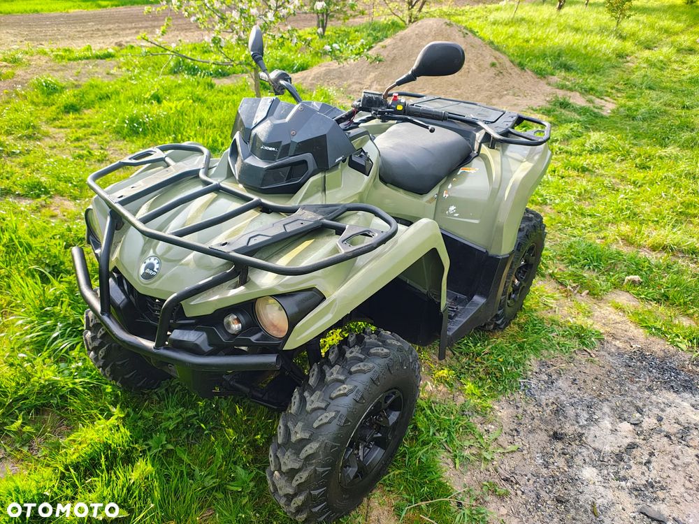 Can-Am Outlander - 12