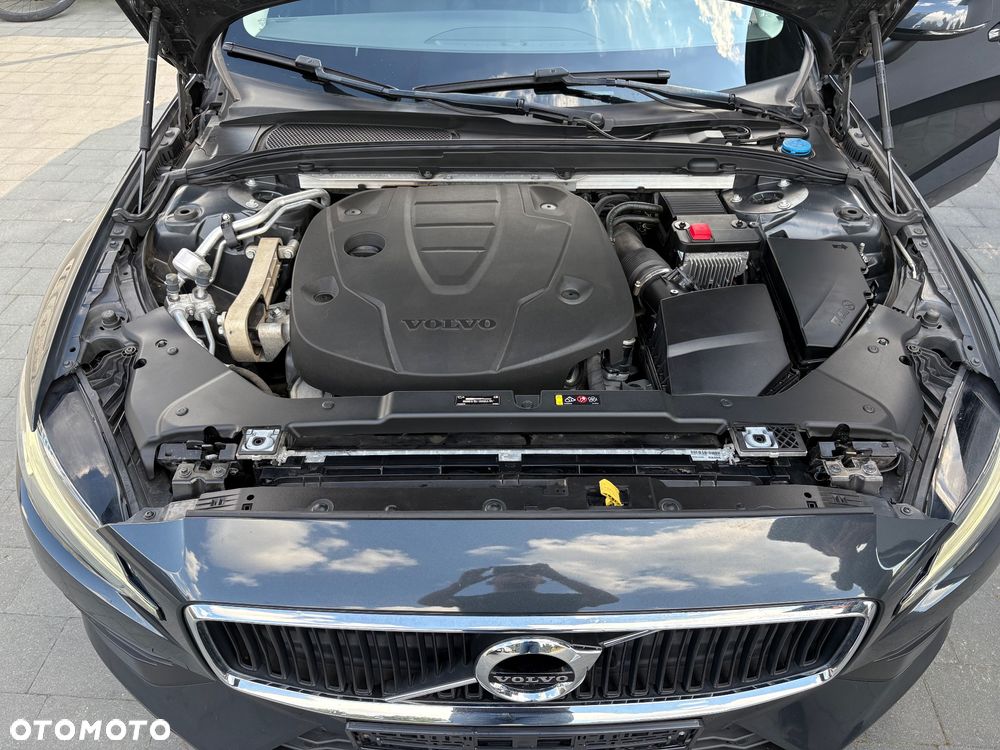 Volvo V60 D3 Momentum Pro - 20