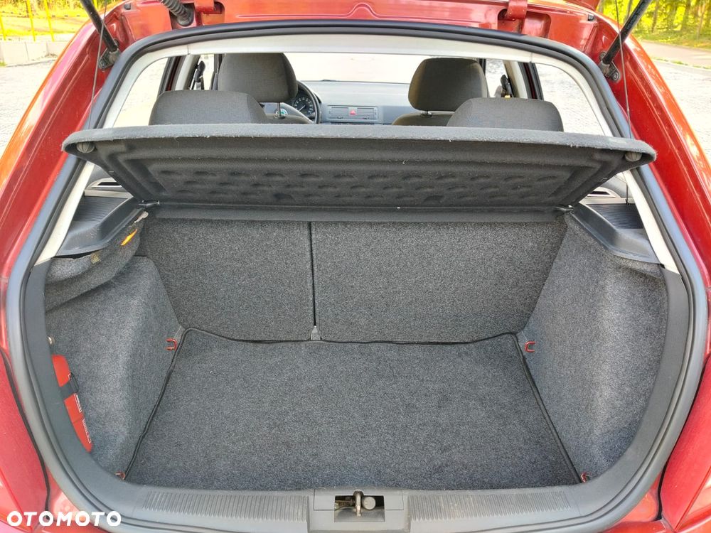 Skoda Fabia 1.2 HTP Classic - 10