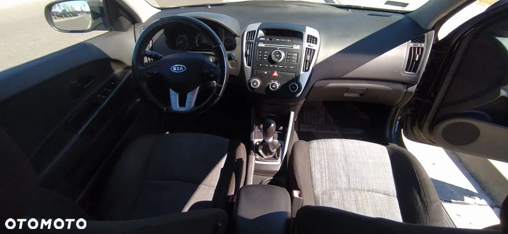 Kia Ceed Cee'd 1.6 Comfort - 6