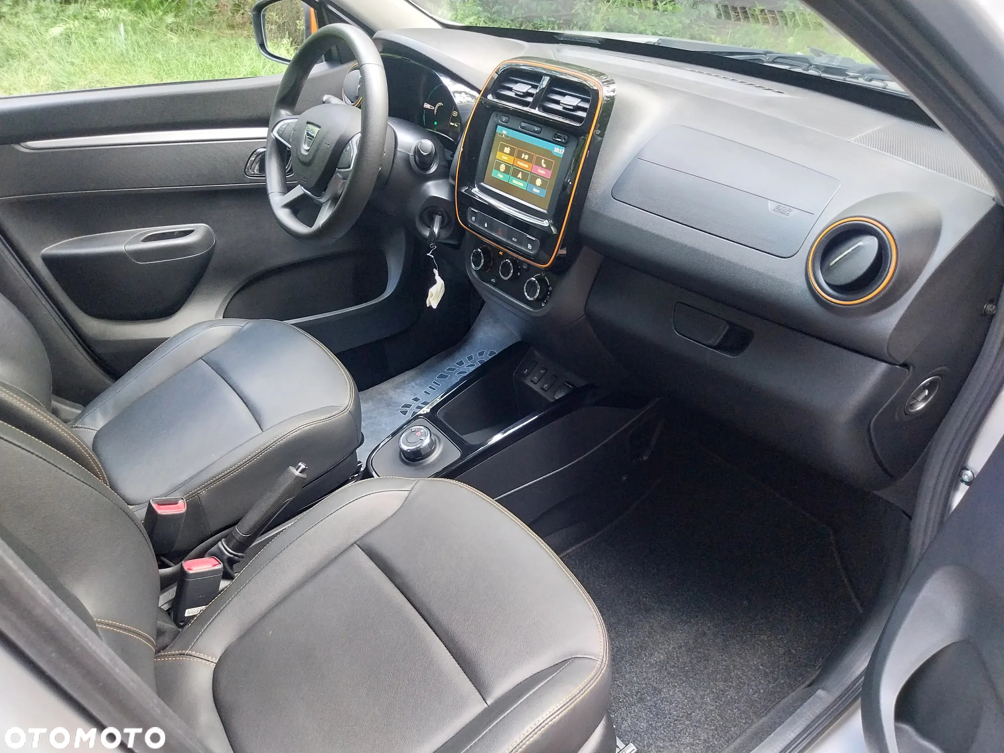 Dacia Spring - 11